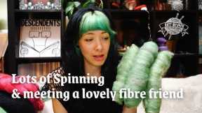 A test knit, fibre spinning & meeting another fibre friend | Heather & Hops Knitting Podcast Ep. 108