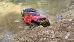 Rc car rubicon mudding in water ,rc crawler 51