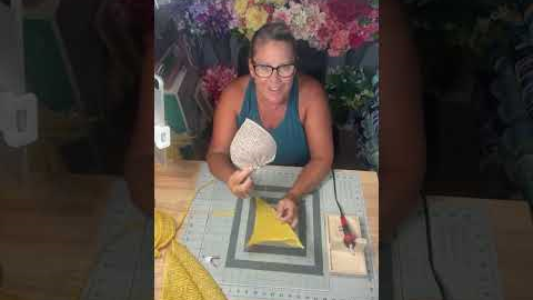 Hollie Hobbies is Live!! How To Make a Pumpkin Wreath