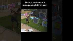 Towel as a golf net… strong enough? 🏌️‍♂️