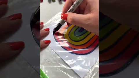 Science for kids. Simple play ideas. Refraction. Fun play ideas. Learning through play.