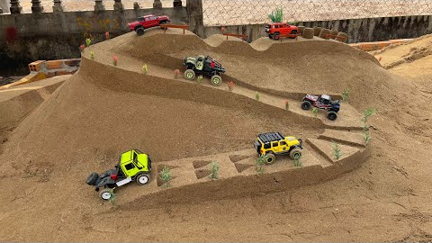 RC Cars vs Extreme Sand Mountain 🏜️ | Some Cars FAIL!
