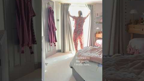 Happiest at home with my little dog and my hobbies, there I said it 😆 Who’s in my homebird club? 🏡