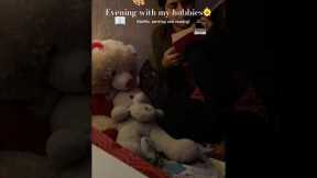 *EVENING* with my hobbies 🌼 (Netflix 💻, Painting 🎨 and reading 📖) #bankerslife